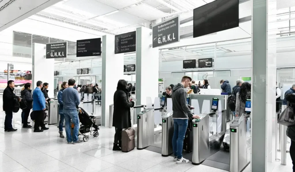 British Airways DWC Terminal Boarding Services