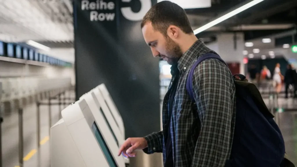 Spirit Airlines AEX Terminal Boarding Pass Printing