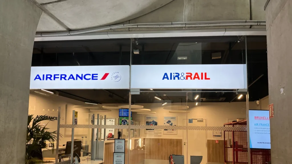 Air France UIO Terminal Air&Rail Services