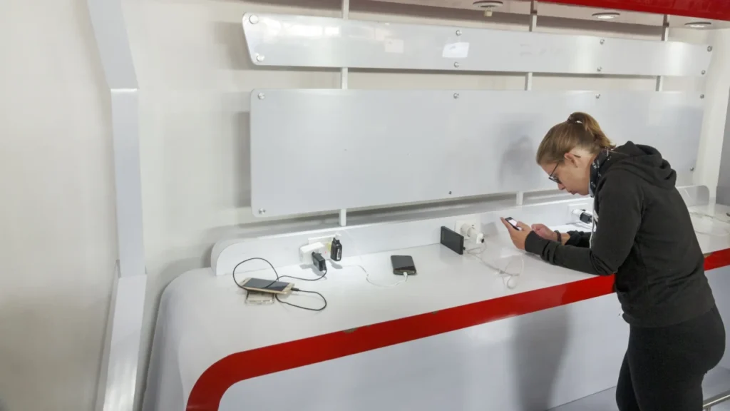 Air Greenland UAK Terminal Charging Stations